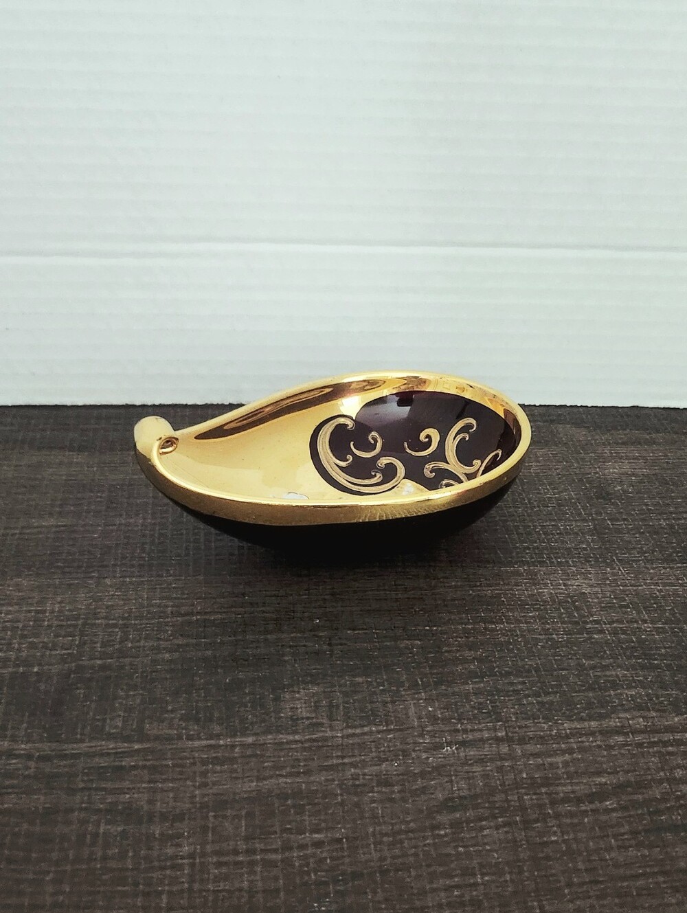 Gold Trim Decorative Dish with Floral Motif